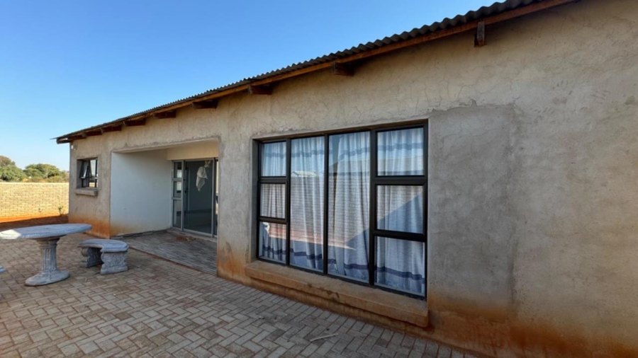 4 Bedroom Property for Sale in Camelot Northern Cape